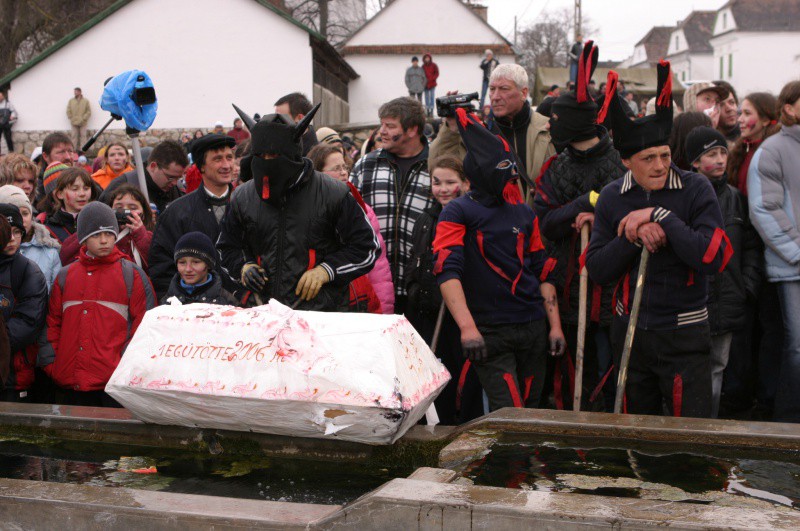 Carnavalul fărşangului (audio)