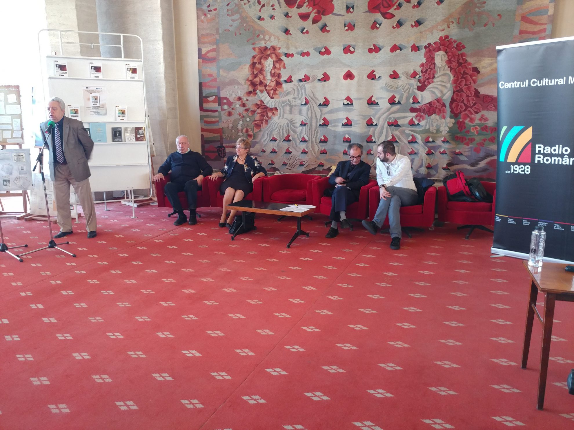 Editura Aius a lansat 3 volume la Gaudeamus Craiova 2017