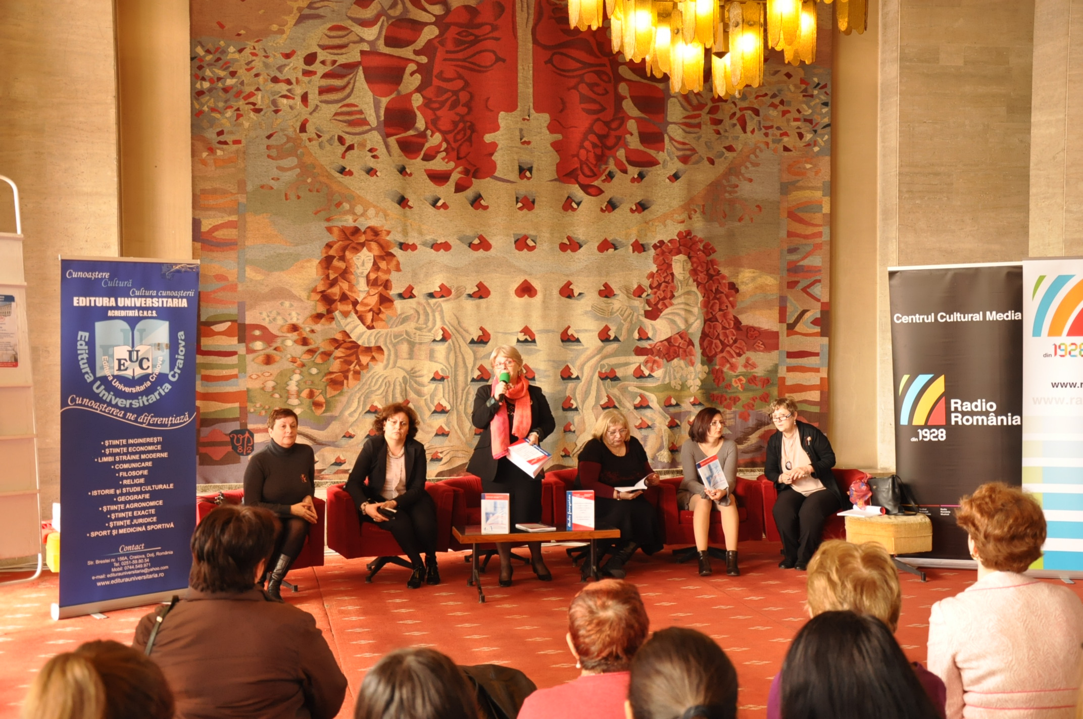 (foto) Actes du Colloque International 50 ans de francais a L`Universite de Craiova (1966-2016)