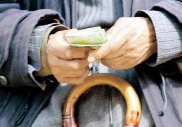 Economia României nu poate susţine creşterea pensiilor cu 40 de procente