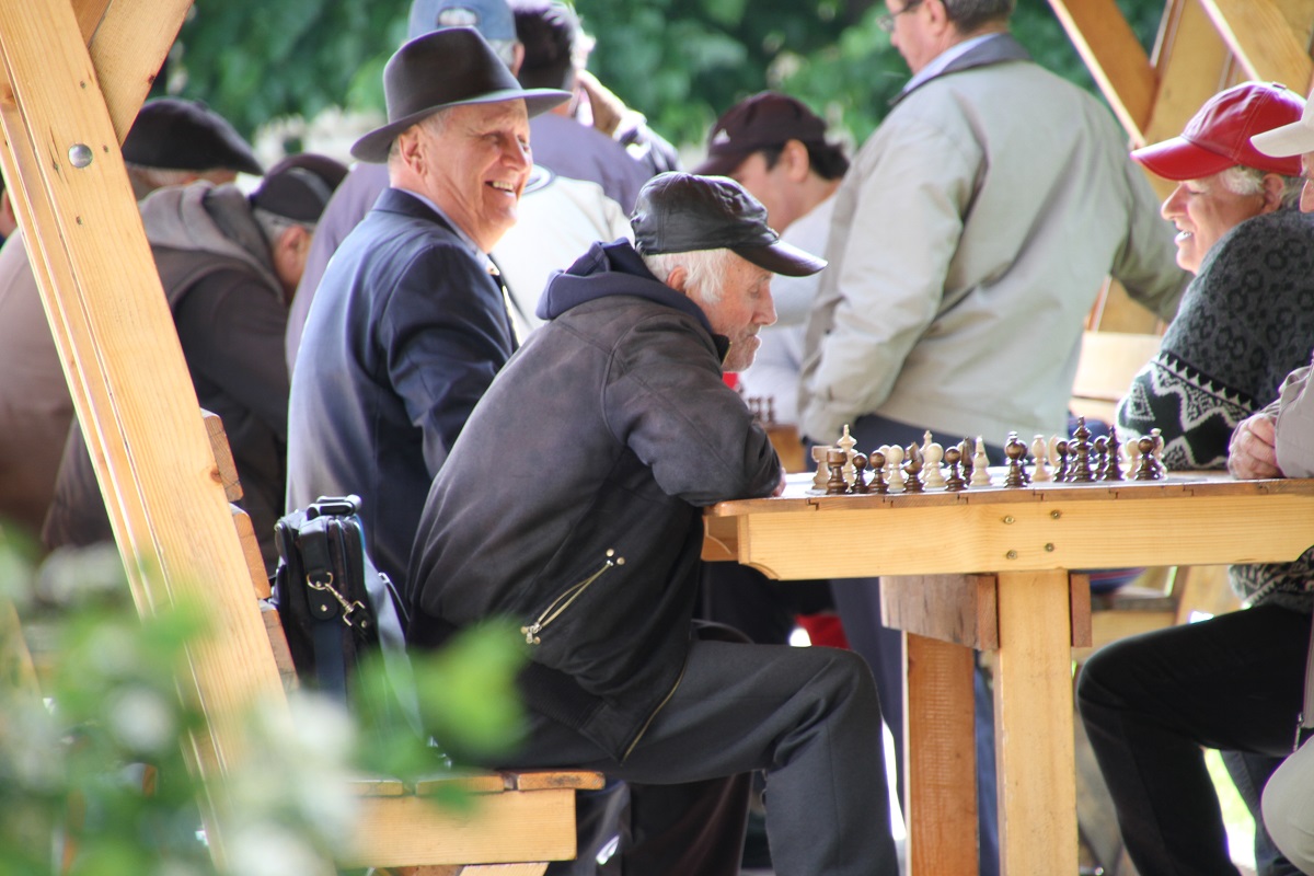 Azi despre ieri – 6 aprilie 2017