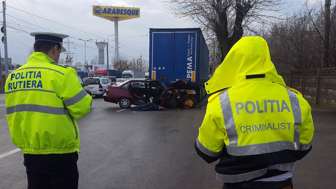 (Foto) Accident grav pe strada Decebal din Craiova!
