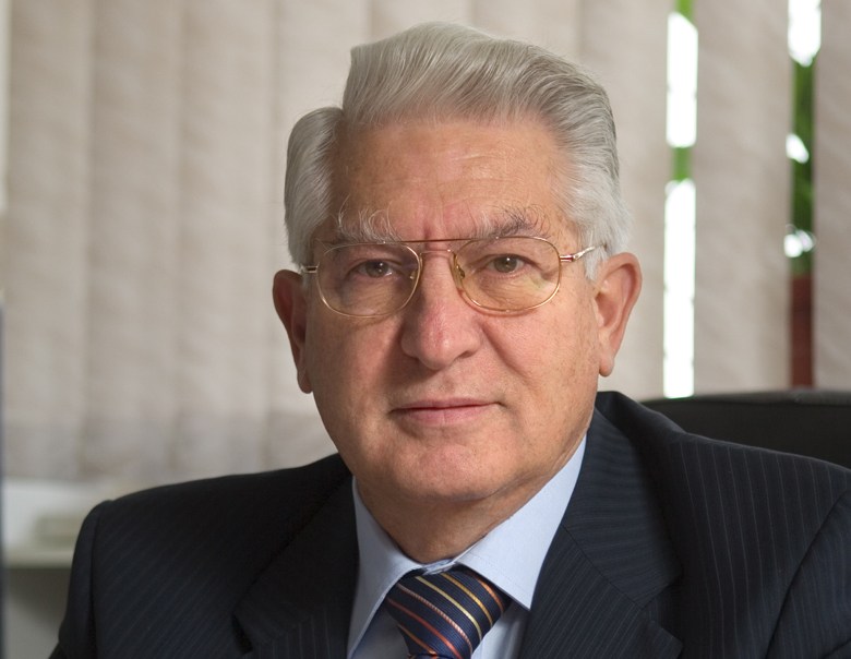 Reputatul neurochirurg Alexandru Vlad Ciurea vine la Craiova!