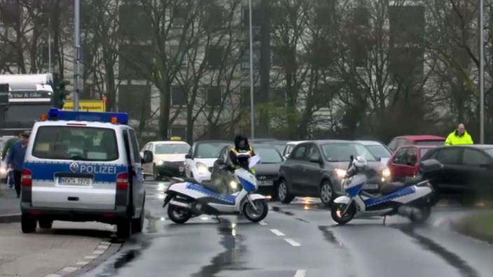 Starea de ALERTĂ se menţine în Germania: Poliţia din Essen a cerut ca un centru comercial să rămână ÎNCHIS după o nouă ameninţare teroristă