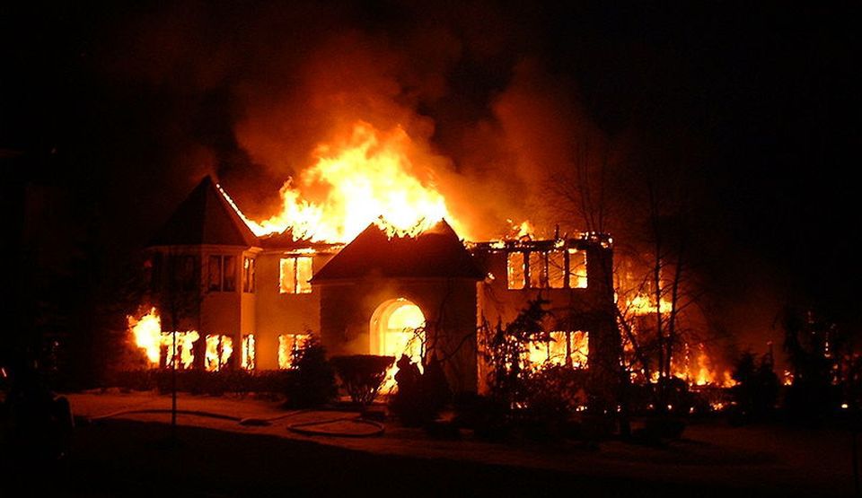 Cea mai ghinionistă moarte. Misterul focului fantomă care a ucis un bărbat în propria casă a fost rezolvat