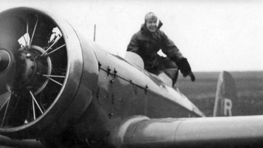 Marina Știrbey, «Prințesa aviației românești». A înființat «Escadrila Albă», unitatea formată exclusiv din femei-pilot