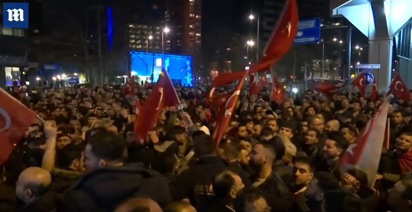 Europa face apel la Turcia