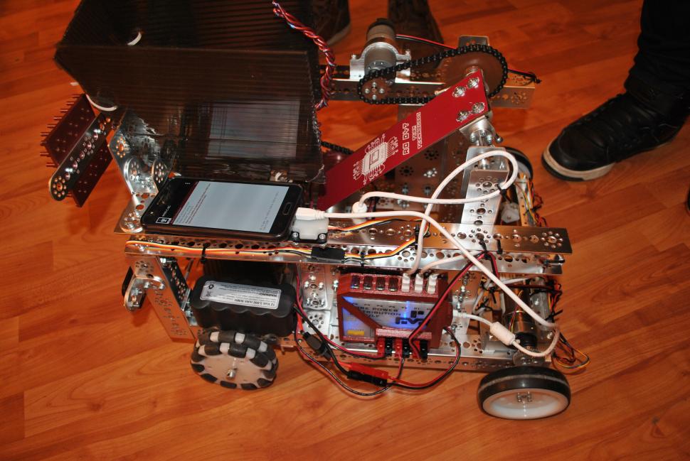 Robotul Kory din Târgu Jiu