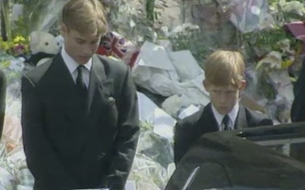 Printul Harry, marturisiri despre moartea mamei sale, Diana