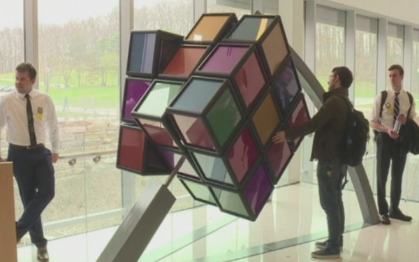Jocul Rubik, regandit de cativa studenti din Michigan