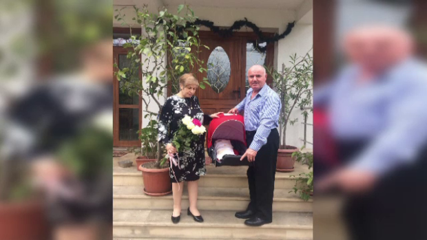 Au avut curajul „sa o ia de la capat”, la 52 de ani, dupa ce si-au pierdut unicul fiu la „Colectiv”