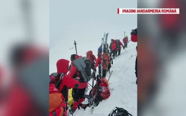 Conducatorul scolii de ghizi a explicat cum s-au derulat evenimentele in timpul avalansei in care au murit cei doi copii