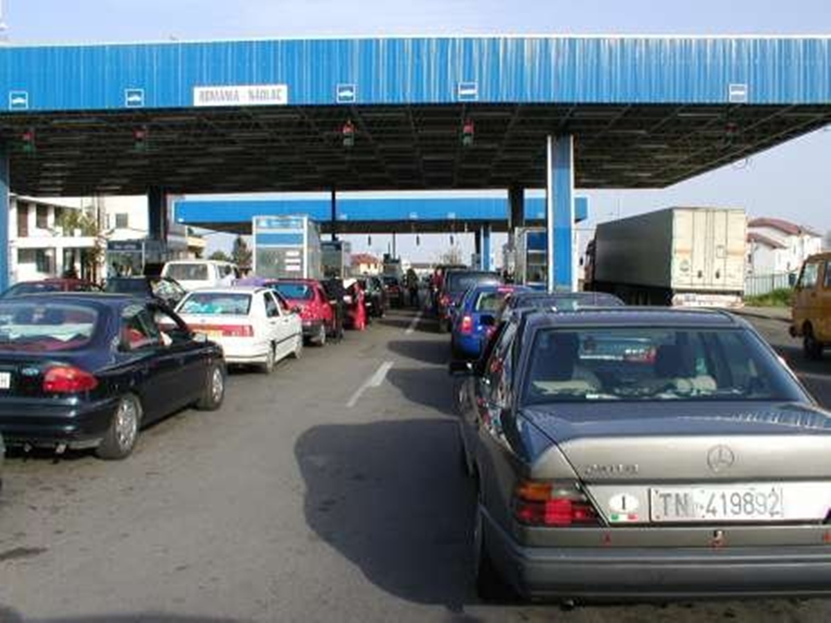 Trafic aglomerat la granitele Romaniei