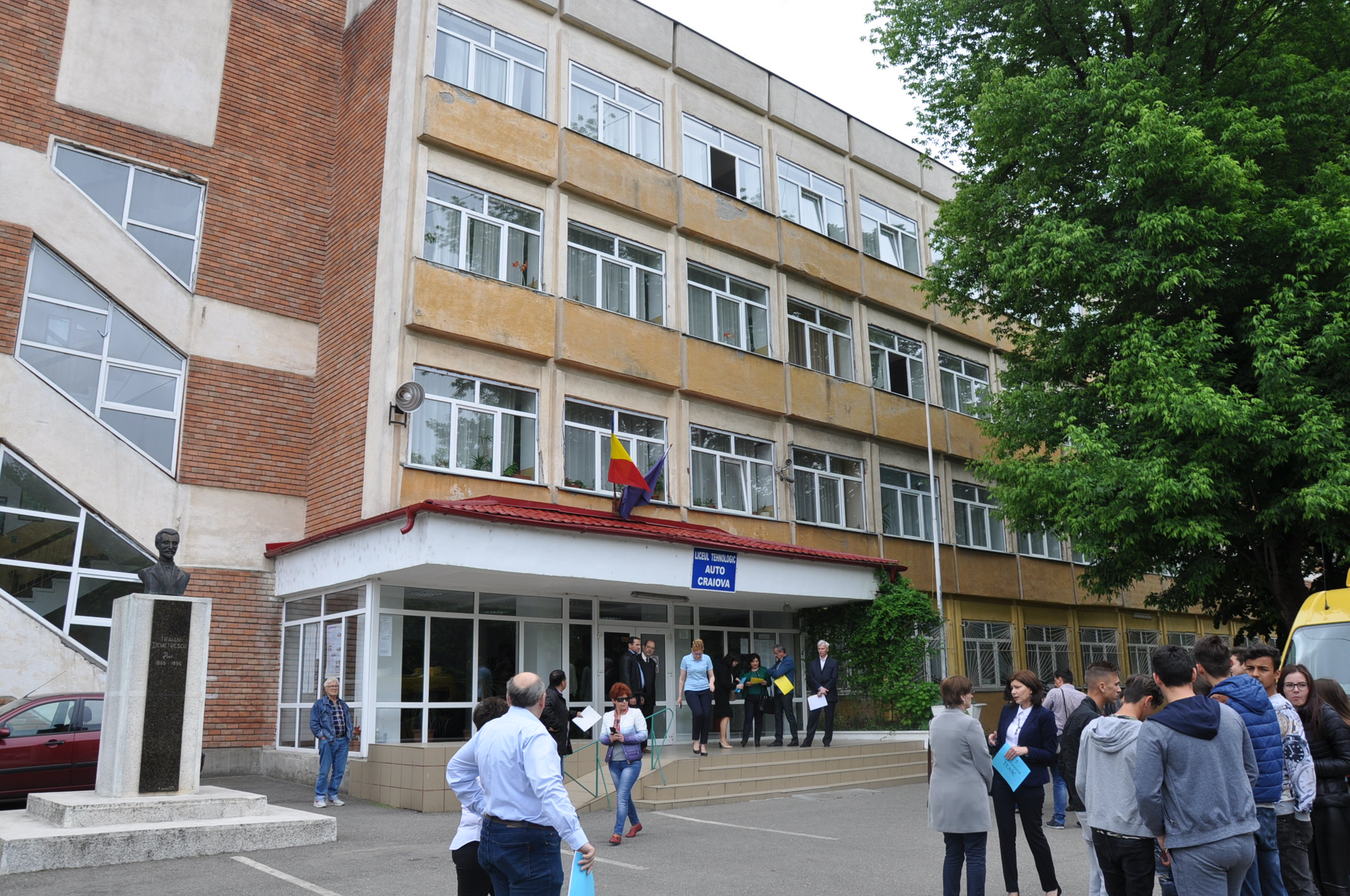 Liceul Tehnologic Auto a îmbracat haine de sărbătoare