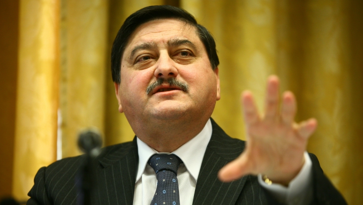 Un fost ministru a fost condamnat la 4 ani de inchisoare, cu executare