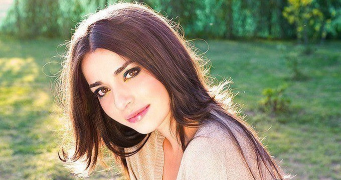 Alexandra Usurelu vine la Radio Oltenia