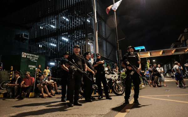 Atac armat intr-un hotel-cazinou din Manila. Cel putin 36 de cadavre au fost gasite