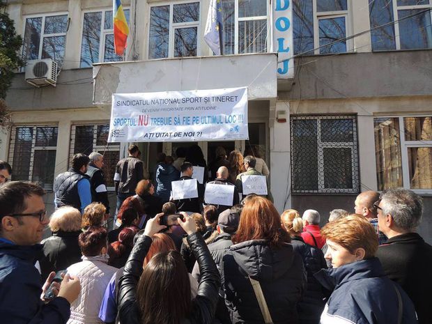 Pichet la Ministerul Tineretului și Sportului (audio)