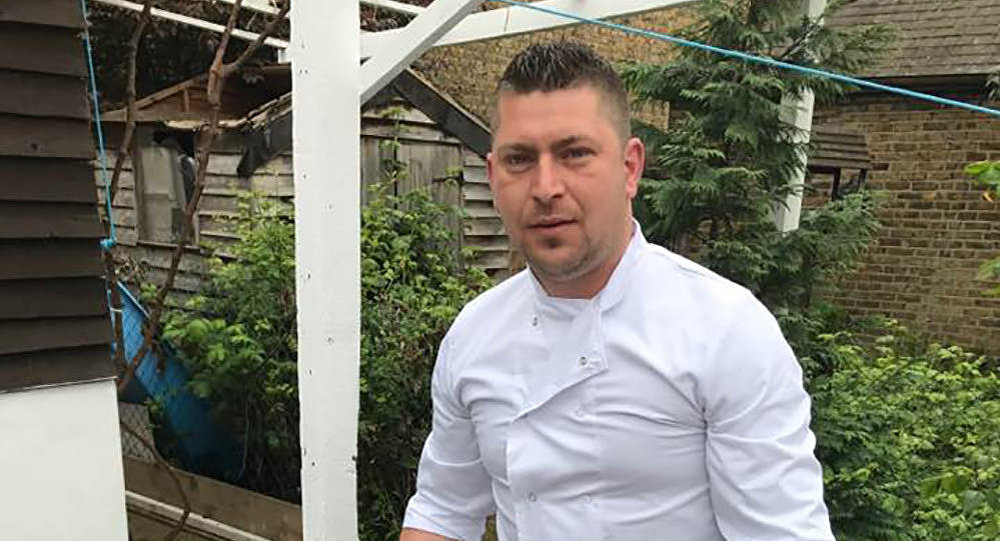 Florin Morariu, prea „traumatizat” ca sa se intoarca la serviciu, sustine managerul brutariei unde lucreaza romanul