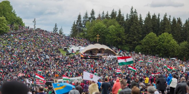 Peste o sută de mii de persoane din ţară şi din străinătate sunt aşteptate să participe la pelerinajul de Rusaliile Catolice