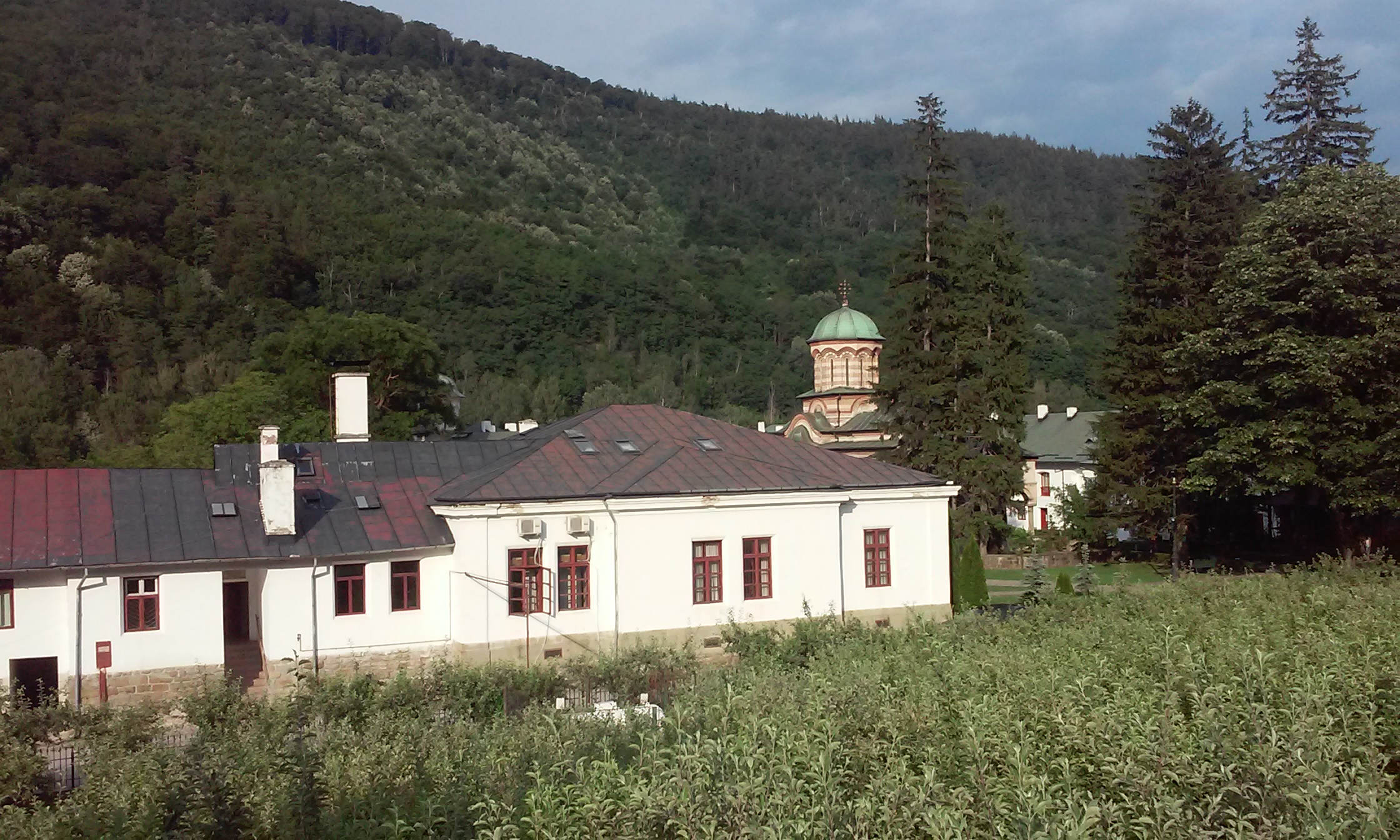 Azi despre ieri – 10 decembrie 2017