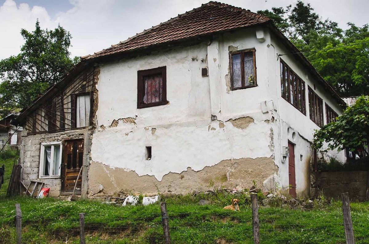 Tabără de arhitectură și etnografie la Isverna