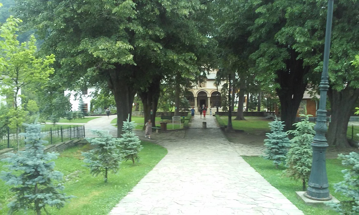 Azi despre ieri – 18 august 2017