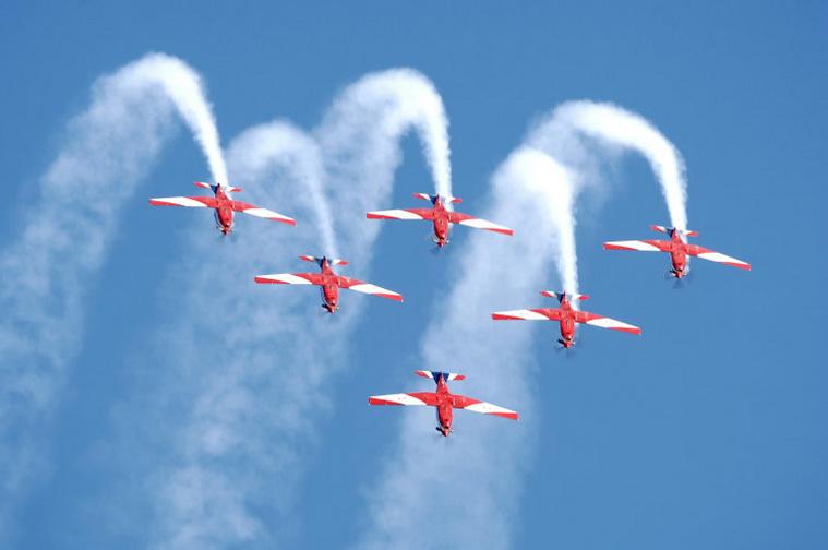 Spectacol aviatic pe Aeroportul Băneasa din Capitală
