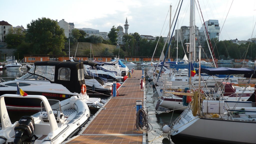 Eveniment la malul mării (audio)