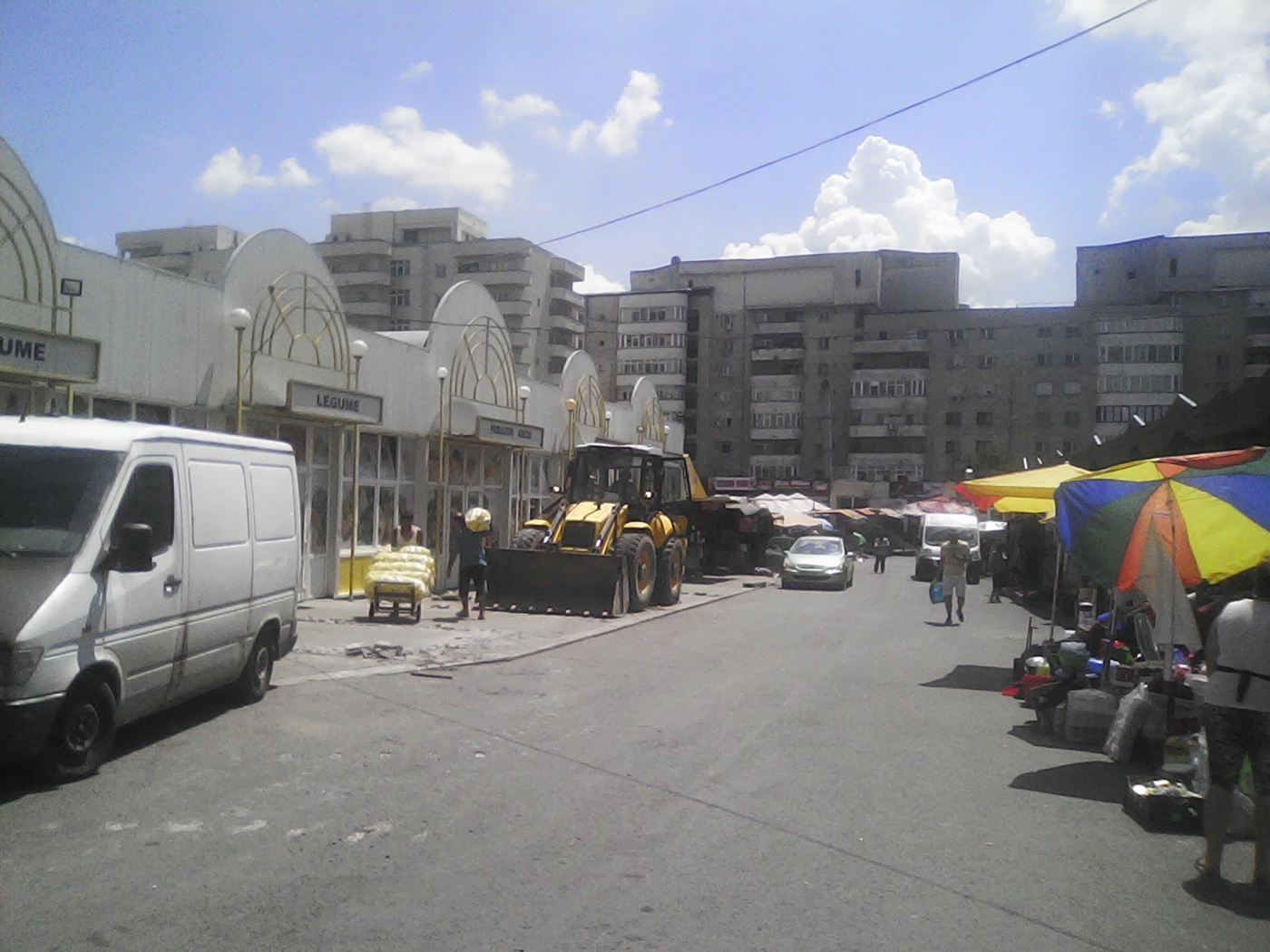 Piaţa Centrală din Craiova va avea parcare cu cartelă