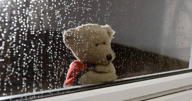 Treisprezece judete din tara, sub cod galben de furtuna in urmatoarele ore