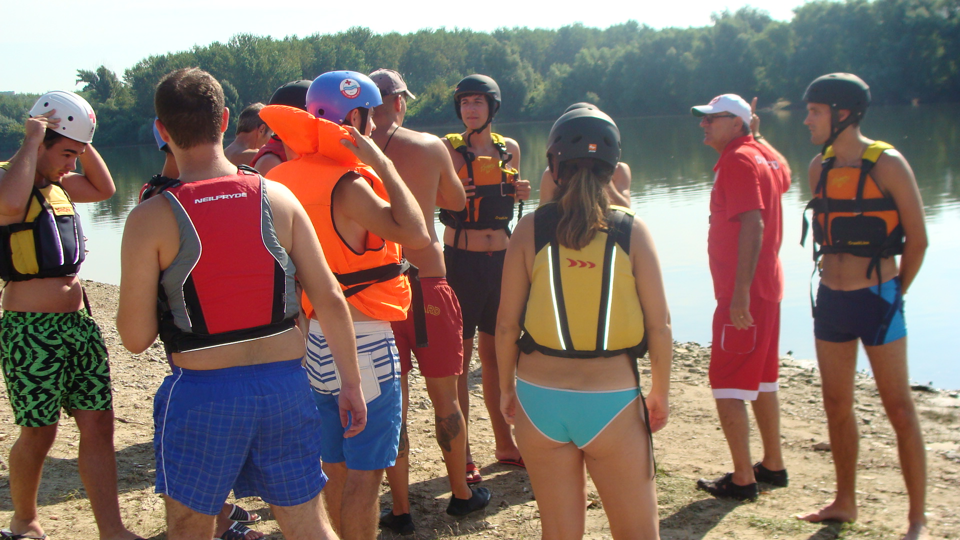 Tabără de salvatori la Giurgiu