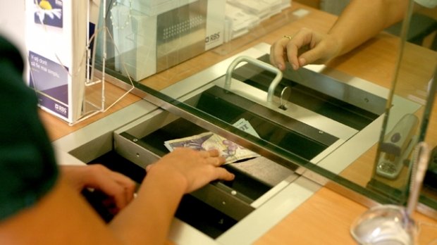 Restanțele către bănci, în scădere