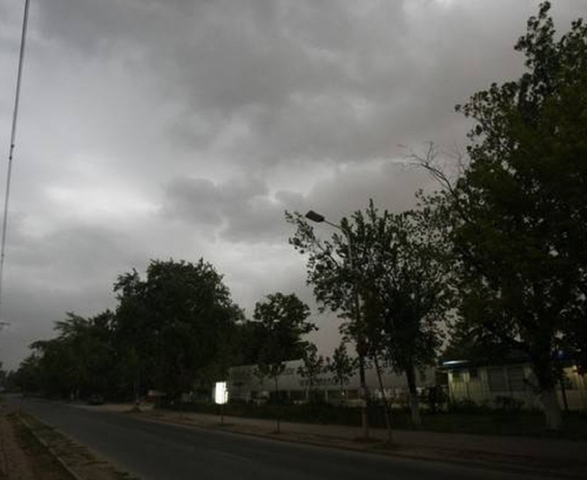 După caniculă, vijelii și grindină