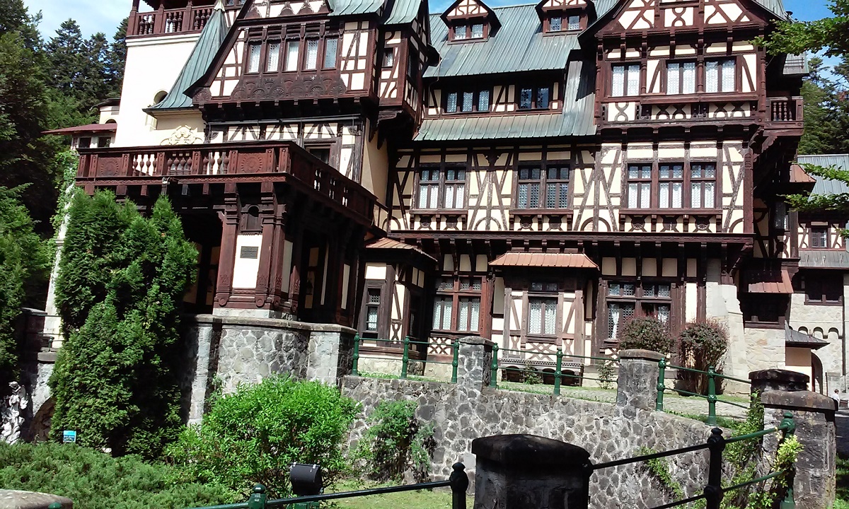 Azi despre ieri – 10 octombrie 2017