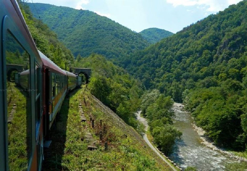 Azi despre ieri – 9 octombrie 2017