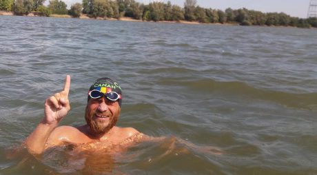 Avram Iancu a încheiat cursa de înot