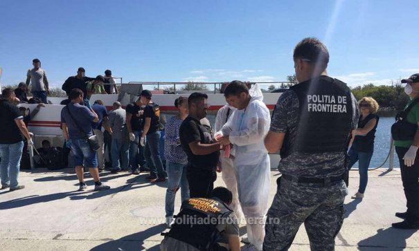 Printre migranţii care au intrat în România se află şi persoane cu risc la adresa securităţii naţionale