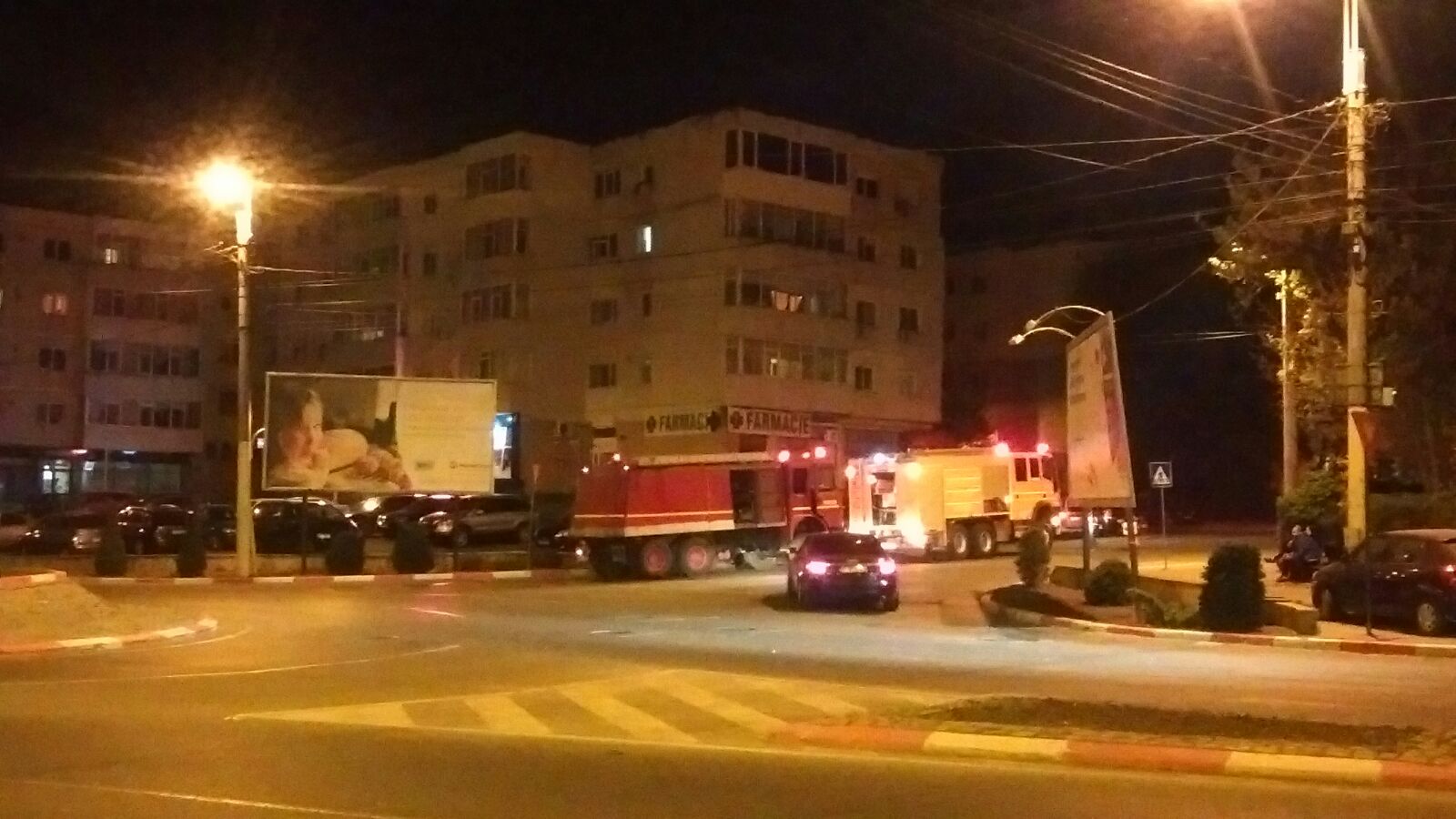 Incendiu într-un bloc din Constanţa. O femeie şi un copil şi-au pierdut viaţa