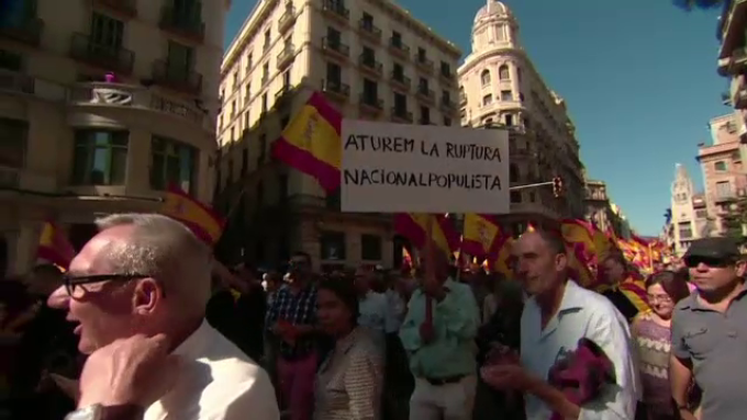 Moment decisiv în Spania. Catalanii trebuie să spună azi dacă renunţă la declararea independenței
