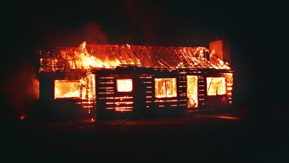 Autorizaţia de securitate la incendiu este obligatorie de astăzi