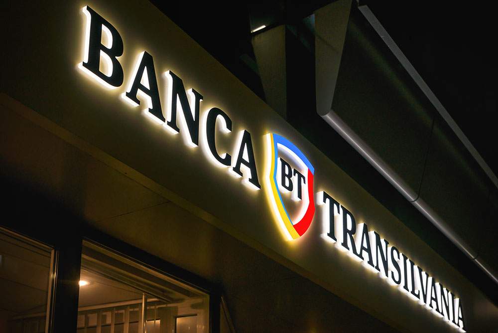 Banca Transilvania a cumparat Bancpost