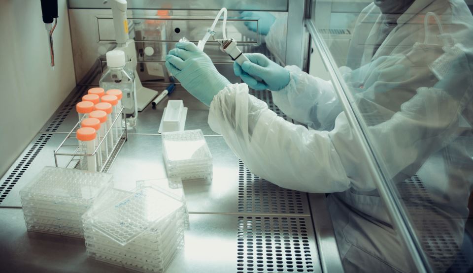 Primul vaccin împotriva cancerului a fost folosit pe un pacient