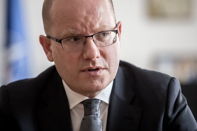 Guvernul ceh își va depune demisia pe 29 noiembrie