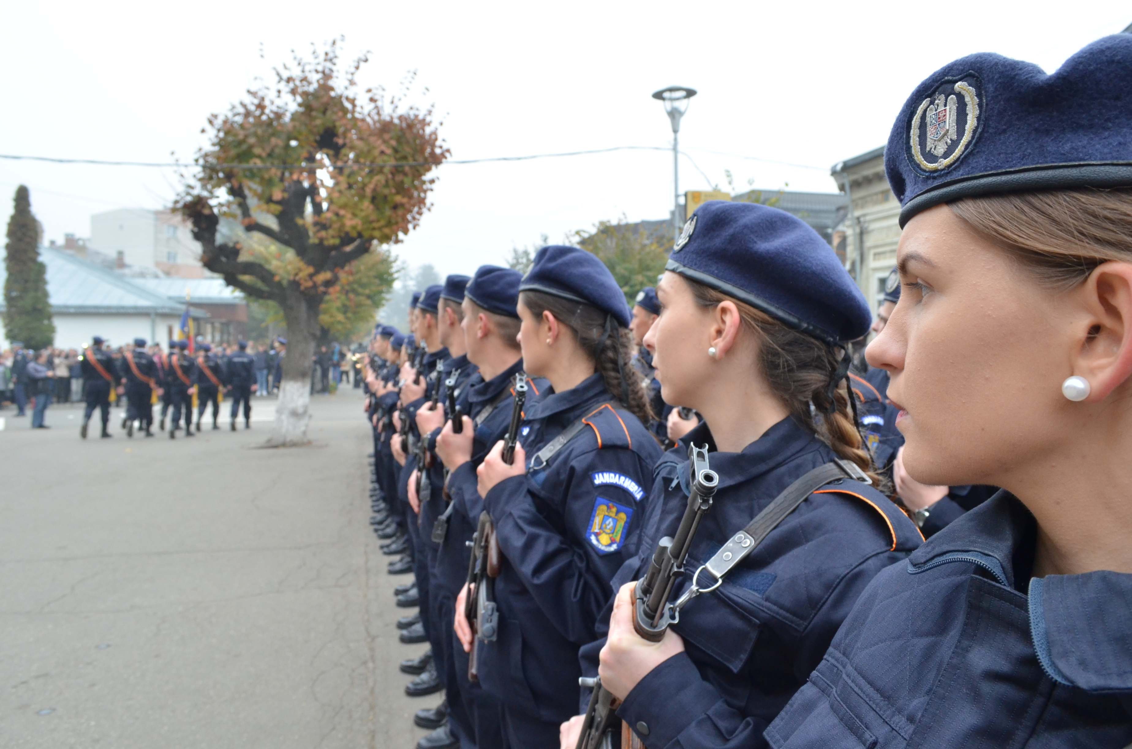 700 de locuri disponibile în cele două școli de subofițeri ale Jandarmeriei