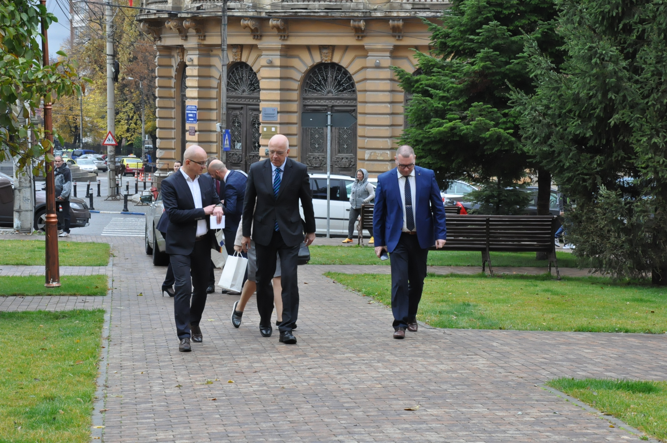 Ambasadorul Germaniei la București în vizită la Colegiul Național ”Elena Cuza”