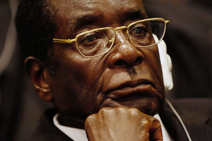 Robert Mugabe, demisie după 37 de ani