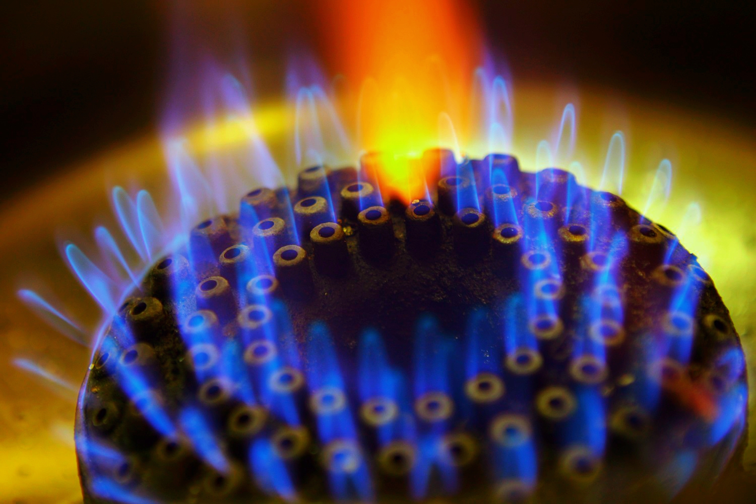 Gazele ar putea deveni insuficiente în cazul unei ierni grele, anunţă reprezentanţii furnizorilor