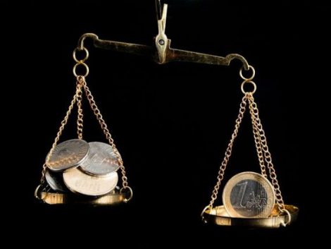 Euro, la un nou nivel maxim