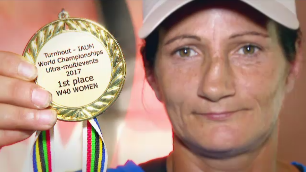 Super poveste! Ambitie fara limite: o romanca si-a improvizat in curte o baza sportiva si a iesit CAMPIOANA MONDIALA